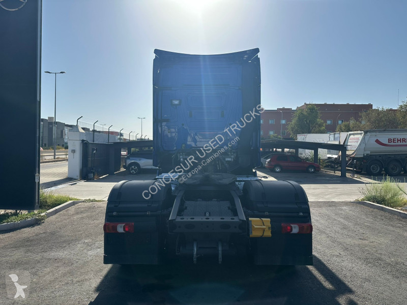 Cabeza tractora Mercedes  1851 LS