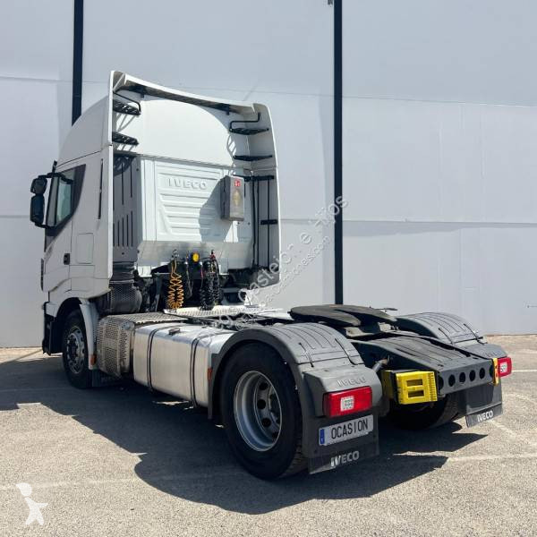 Cabeza tractora Iveco 460