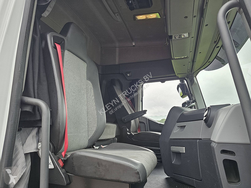 Tahač Renault T 460 RETARDER VOITH