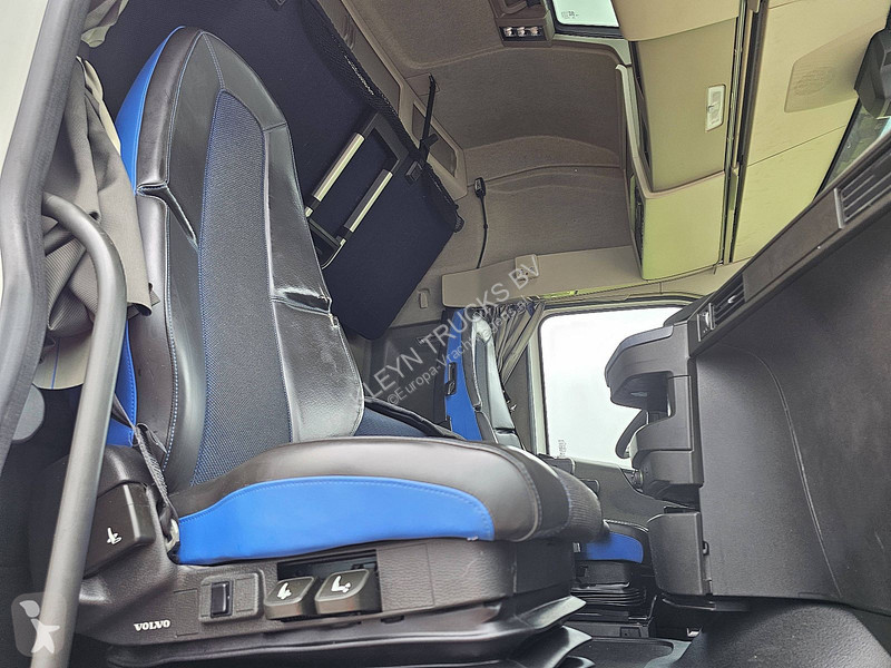 Tahač Volvo 500 globetrotter XL
