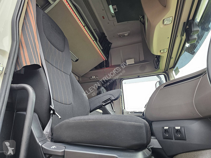 Tahač DAF 480 SUPER SPACE CAB
