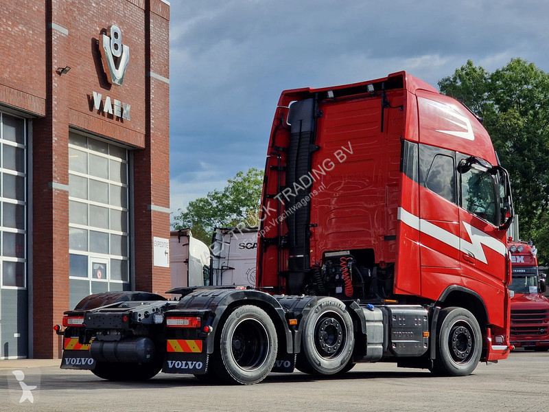 Cabeza tractora Volvo 13500 Globetrotter XL...