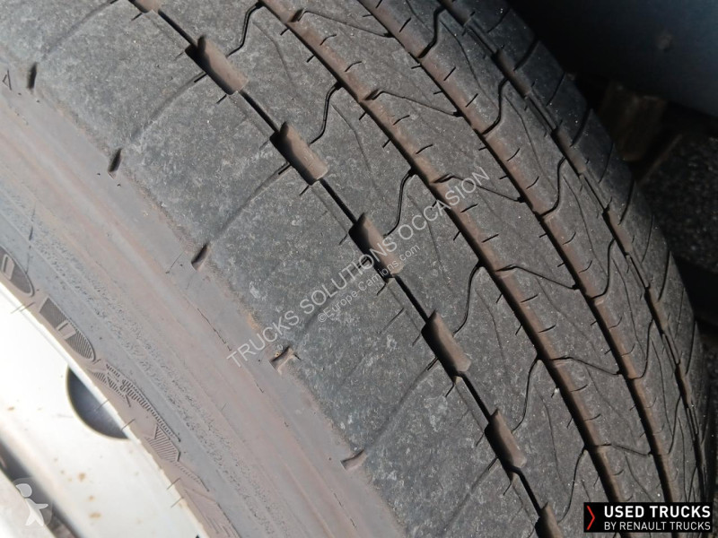 Cabeza tractora Renault