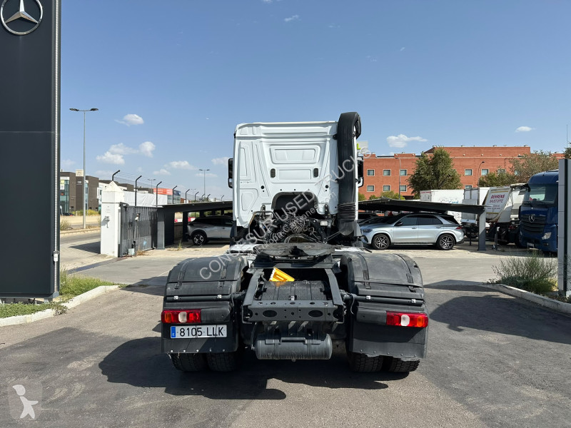 Cabeza tractora Mercedes  1845 LS