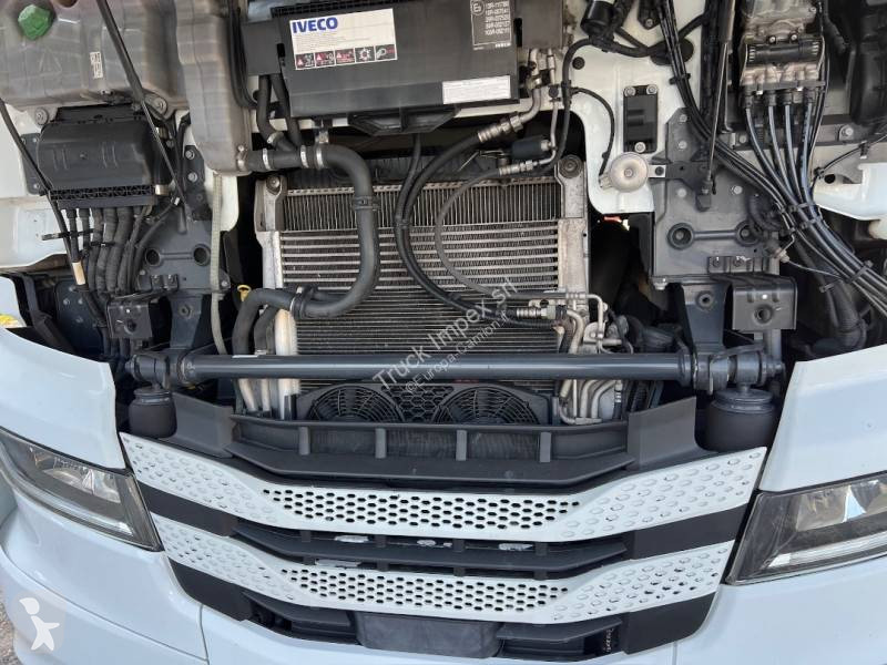 Cabeza tractora Iveco 490