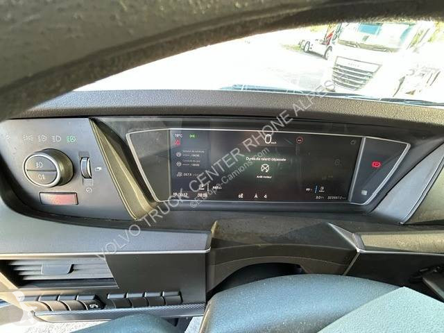 Tahač Volvo 500 Globetrotter