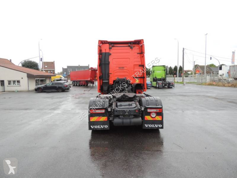 Cabeza tractora Volvo 500 Globetrotter XL