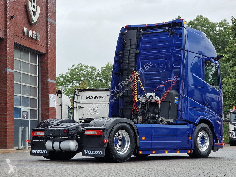 Cabeza tractora Volvo 13500 XL Aero - I...
