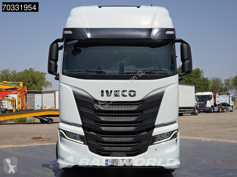 Nyergesvontató Iveco S-Way 490 4X2 Retarder 2x...