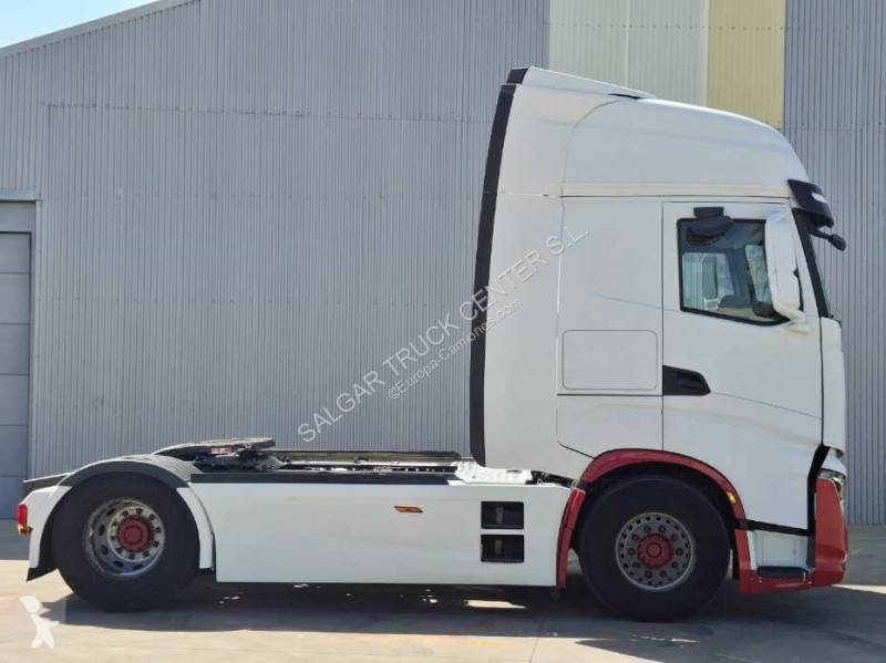 Cabeza tractora Iveco AS 440
