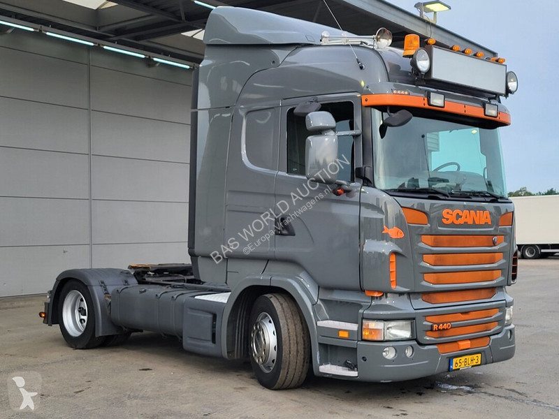 Tahač Scania 440