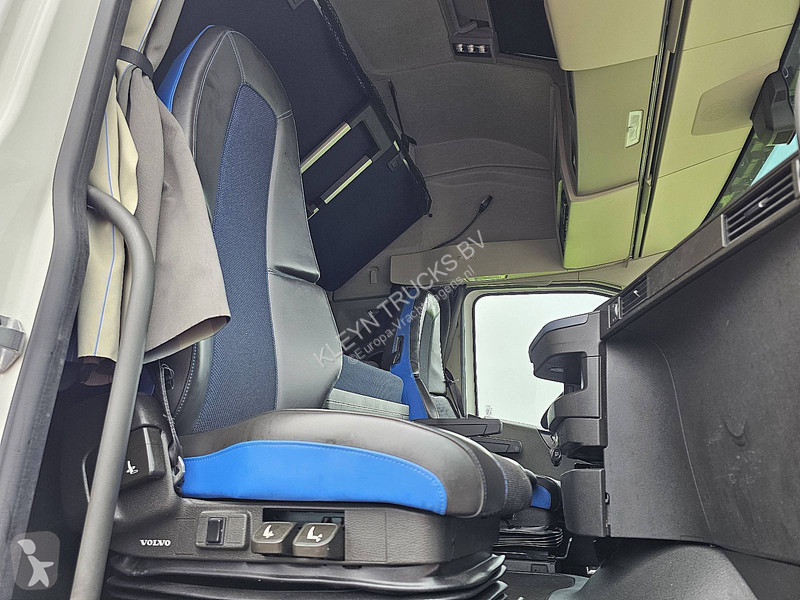 Tahač Volvo 500 globetrotter XL
