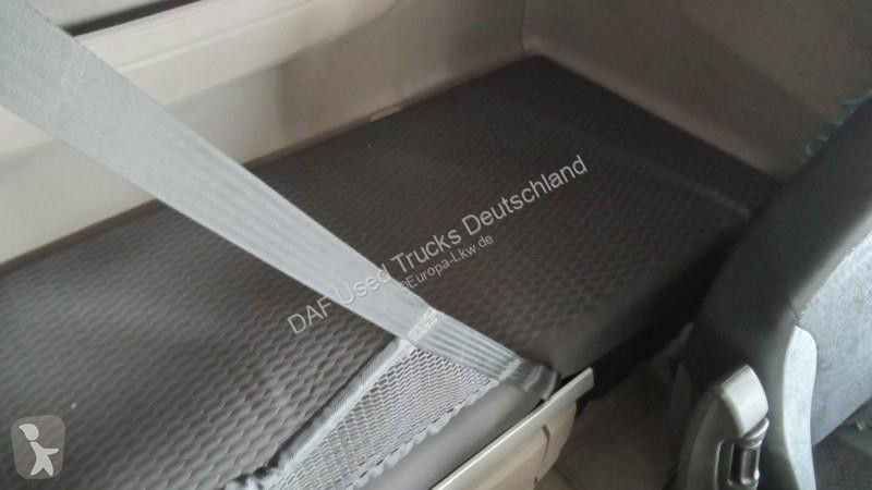 Tahač DAF 530 FT LOW DECK 4X2