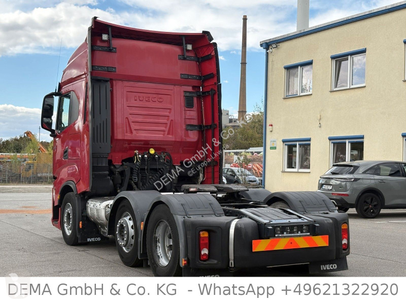 Tahač Iveco S...