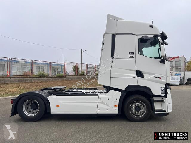 Tahač Renault