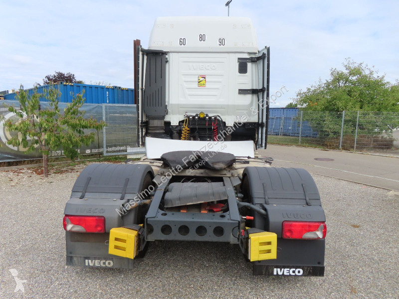 Cabeza tractora Iveco 490