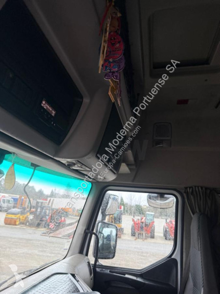 Cabeza tractora Renault 450 DXI