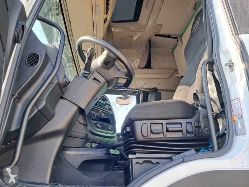 Cabeza tractora Iveco 530