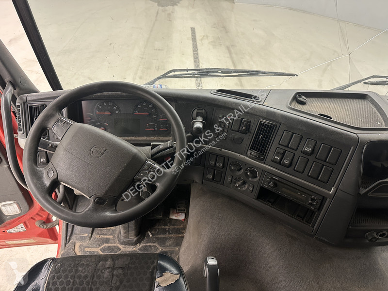 Cabeza tractora Volvo 450