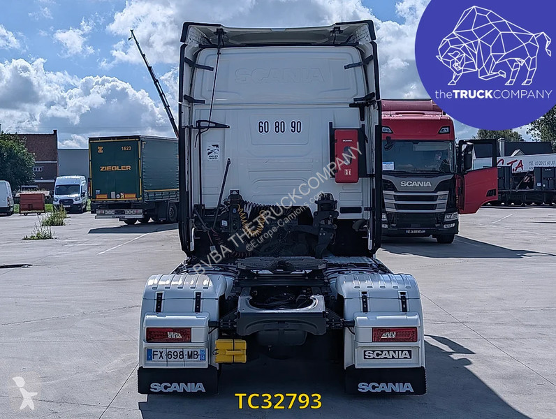 Cabeza tractora Scania