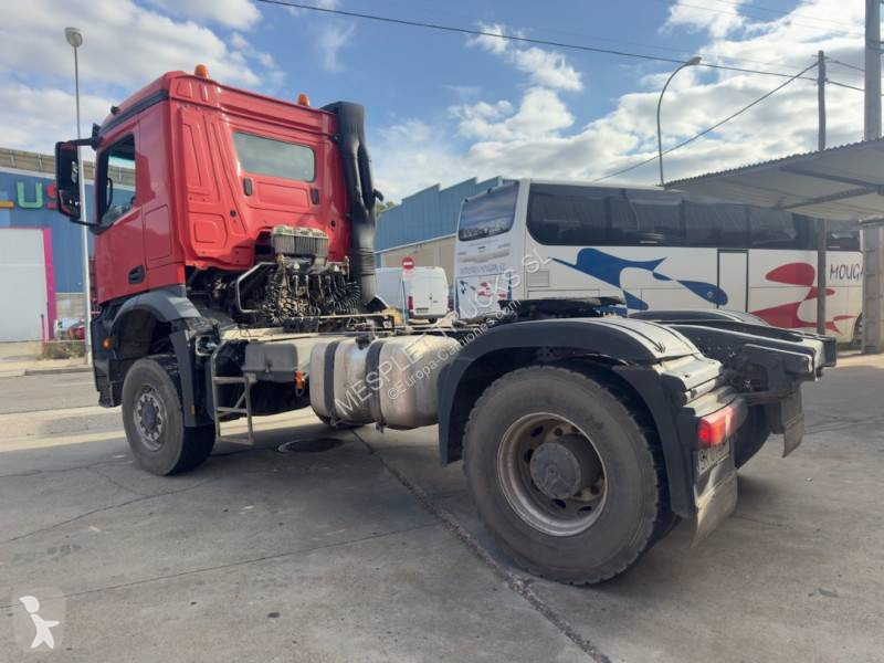 Cabeza tractora Mercedes 2145 AK