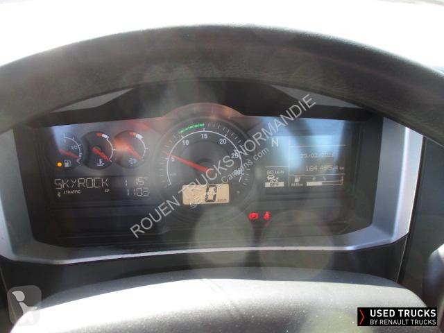 Tractor Renault C cab 2.3