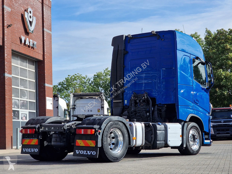 Tractor Volvo 13500 Globetrotter 4x2 -...