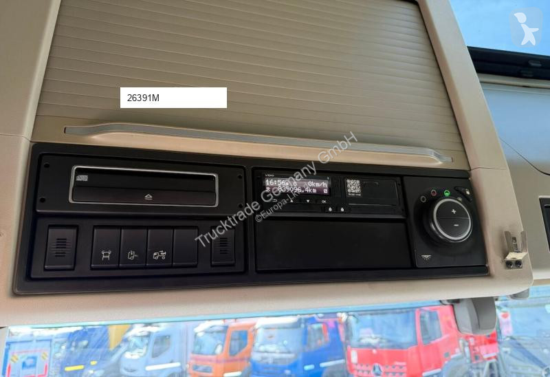 Nyergesvontató Volvo 638 FH-460