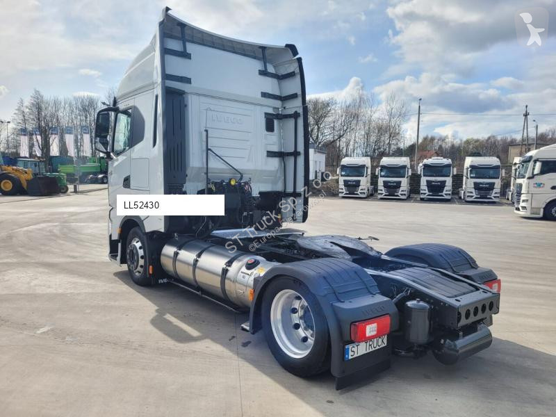 Cap tractor Iveco 460 LNG