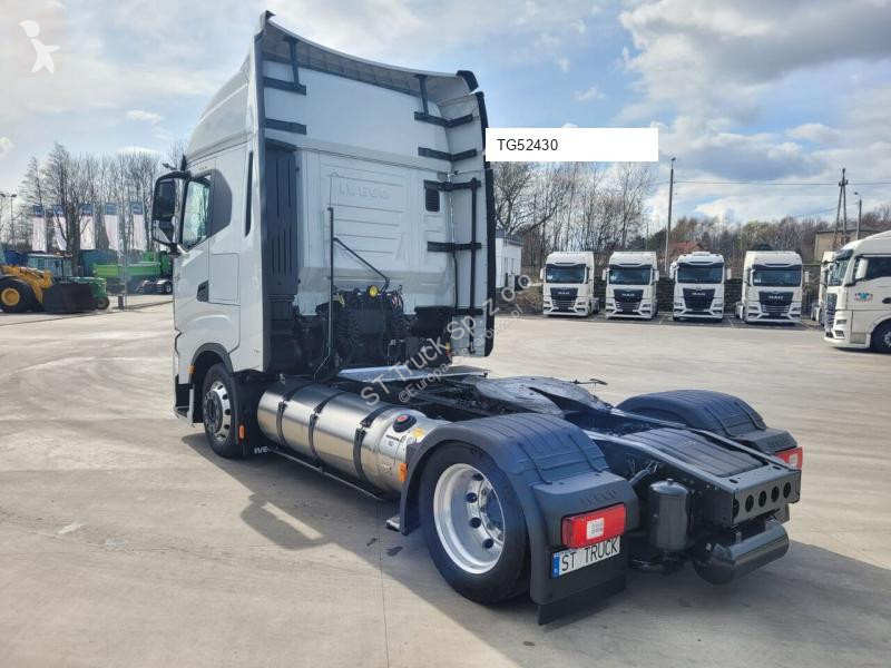 Cap tractor Iveco 460 LNG