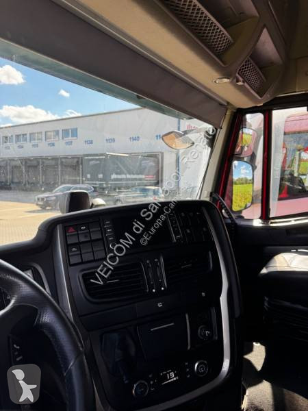 Cap tractor Iveco AS 440 S 48 TP