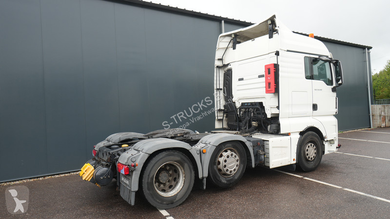 Cap tractor MAN 26.440 6X2 406.200KM