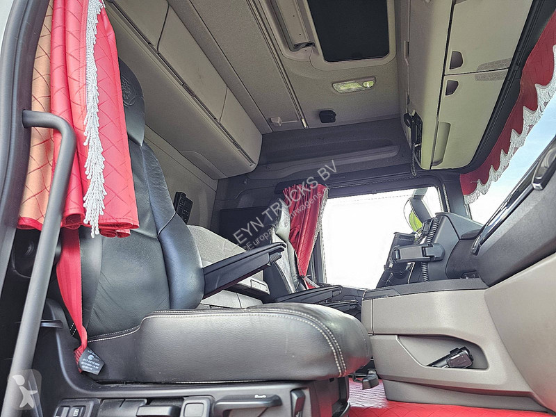 Тягач Scania 6x2/4 NB
