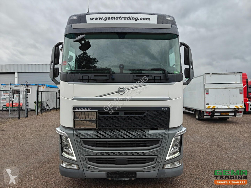 Cap tractor Volvo FH 460 4x2 GlobeTrotter XL...
