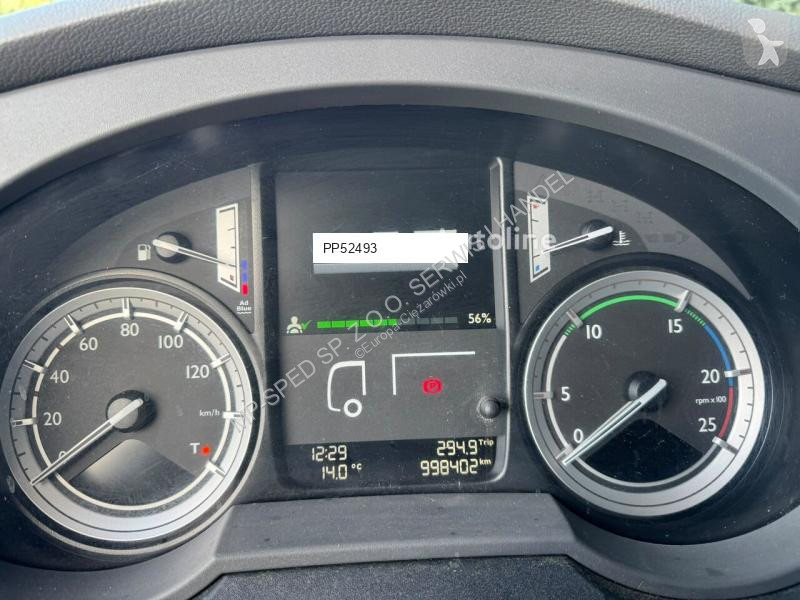 Тягач DAF 106 460