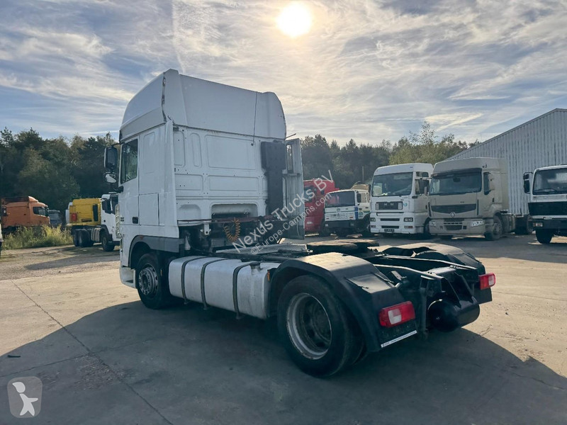 Cap tractor DAF 460