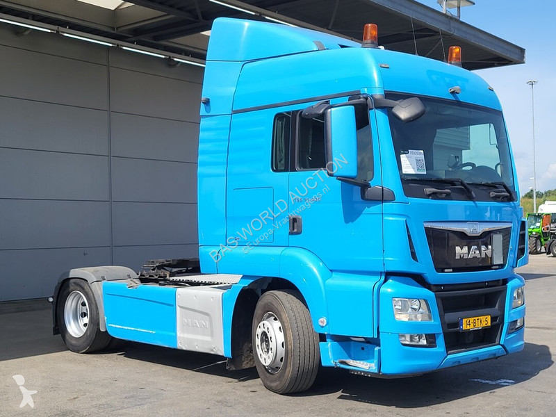 Cap tractor MAN 18.400