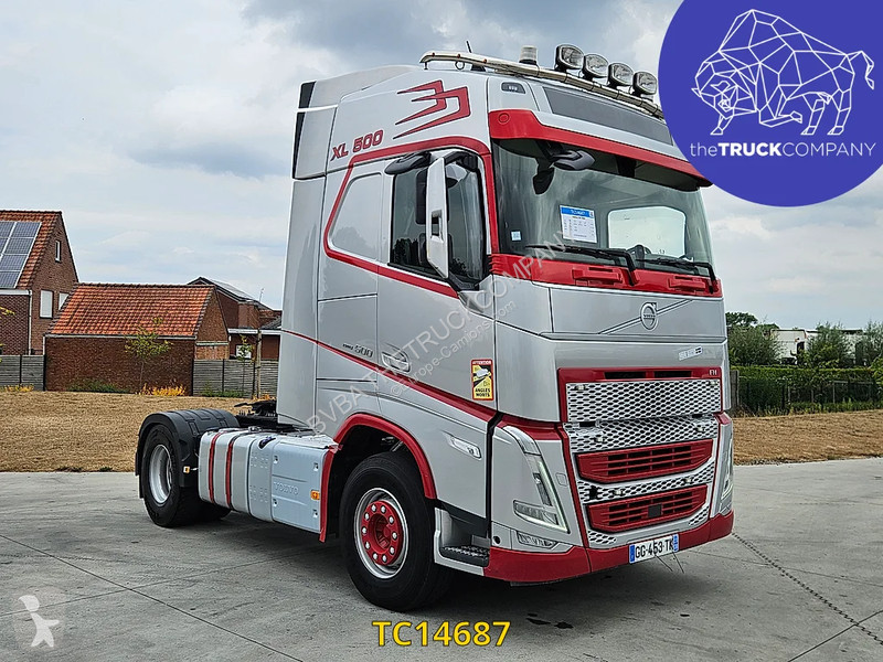 Traktor Volvo 500
