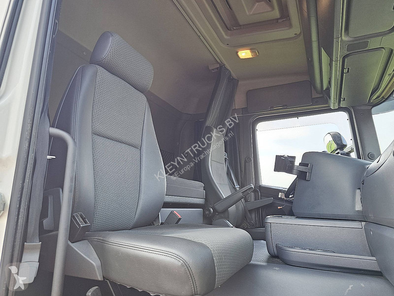 Tractor Scania 440