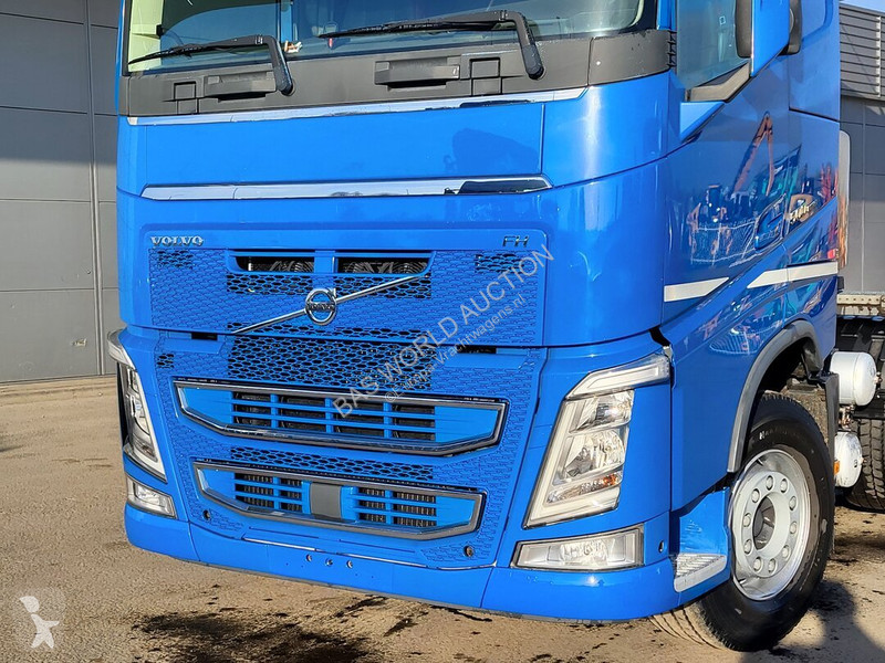 Ciągnik siodłowy Volvo 500
