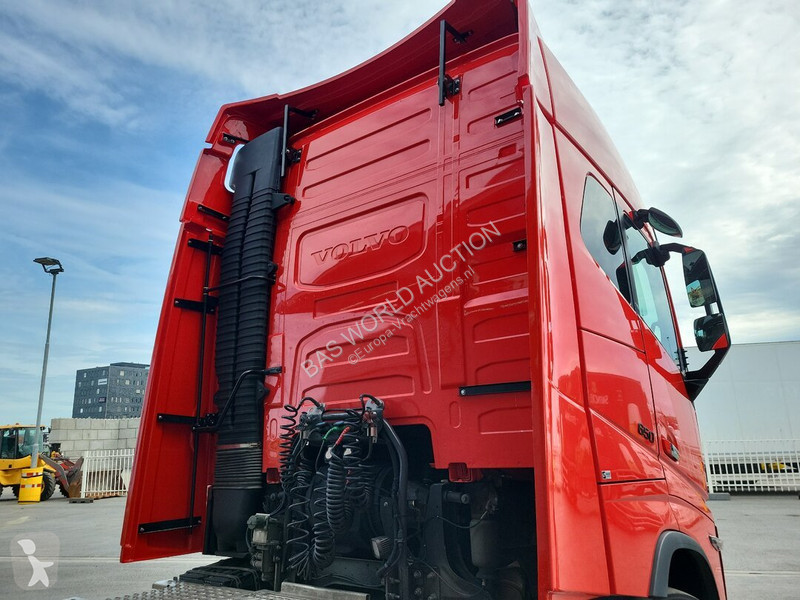 Ciągnik siodłowy Volvo 650
