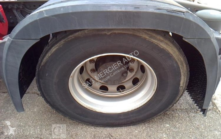 Cap tractor Mercedes