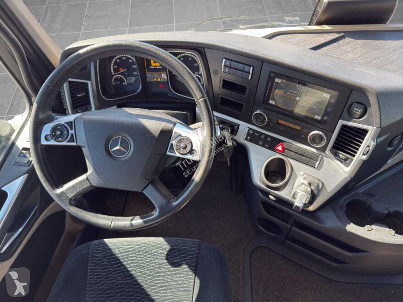 Tractor Mercedes 5 18 4x2 - 5 1851 LS 4x2