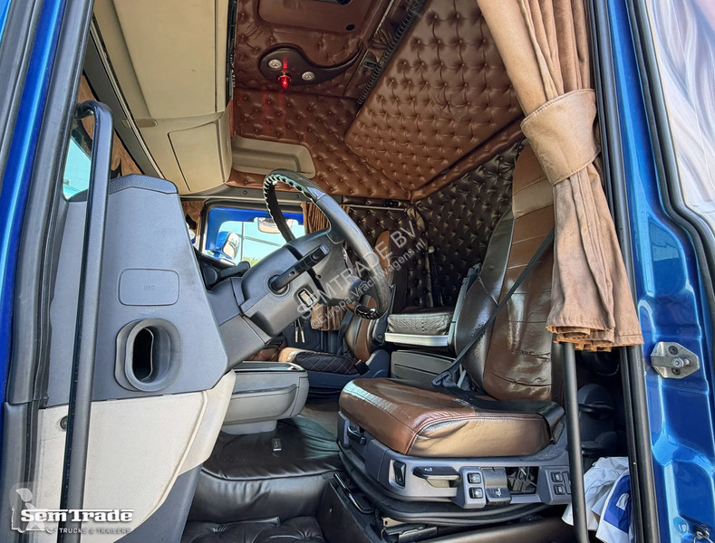 Тягач Scania R520 V8 EURO 6 KING FU AIR...