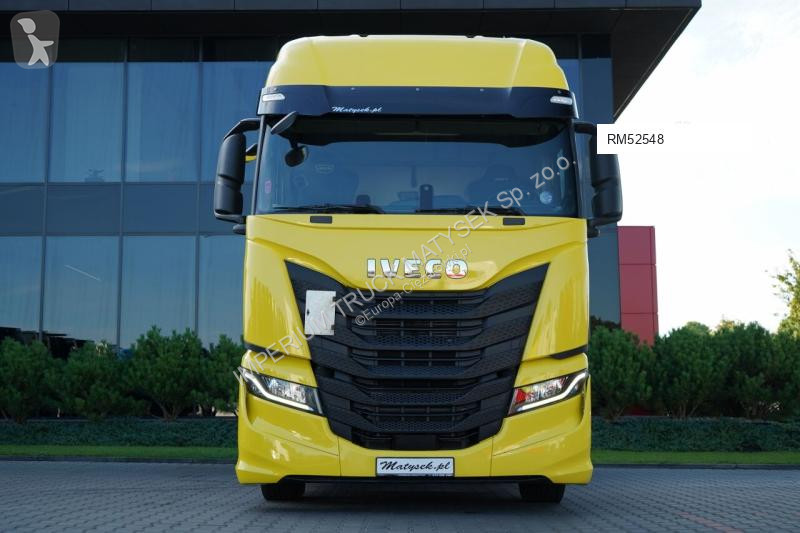 Тягач Iveco 480 / MEGA / LOW DECK / OPONY 100%...