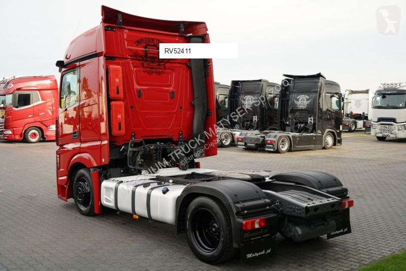 Тягач Mercedes ACTROS 1845