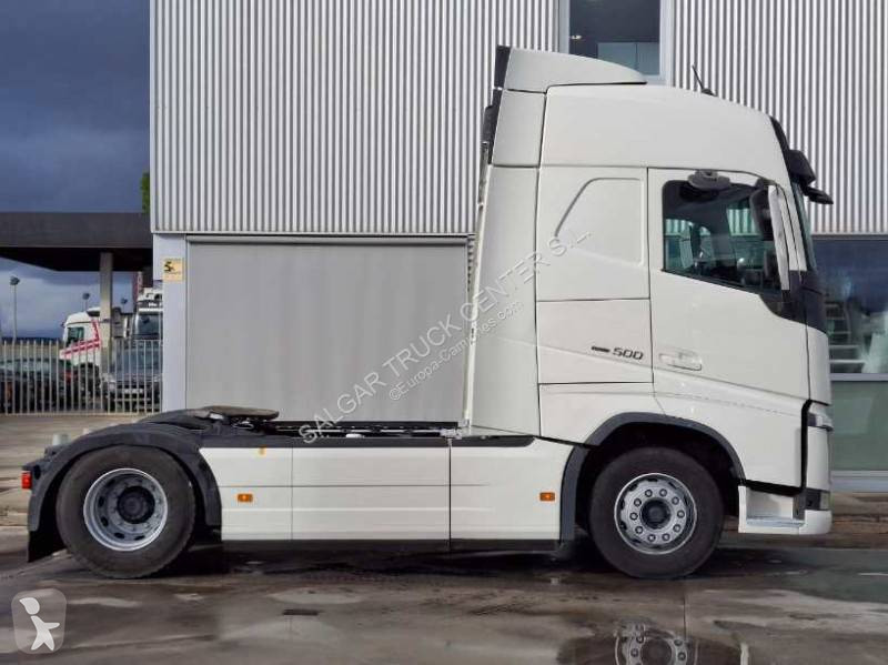 Traktor Volvo 500