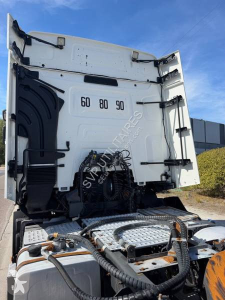 Traktor Renault 480