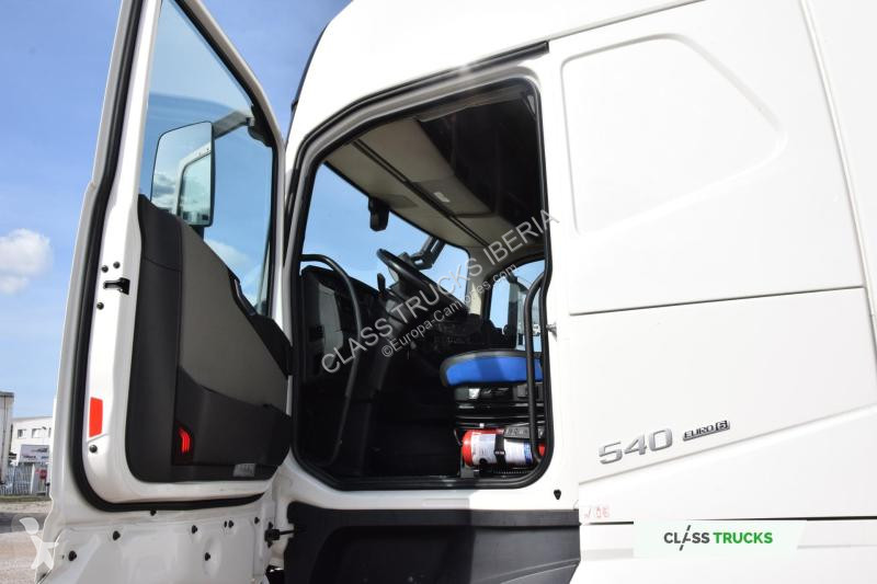 Traktor Volvo Globetrotter XL Retarder