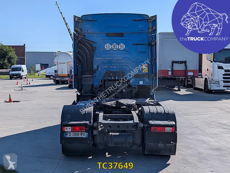 Traktor Renault T 520